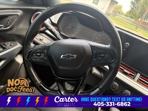 Used 2024 Chevrolet Trax RS w/ Sunroof Package FWD image 38