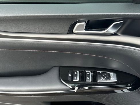 Used 2023 Kia K5 GT image 11