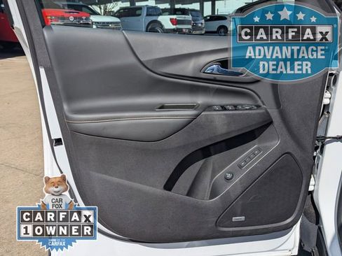 Used 2023 Chevrolet Equinox Premier image 16
