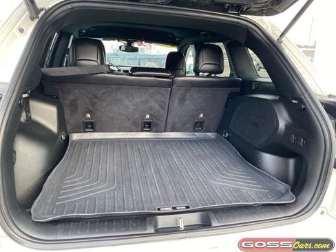 Used 2019 Jeep Cherokee High Altitude image 9