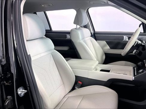 Certified 2026 Hyundai Santa Fe SEL AWD/4WD image 9