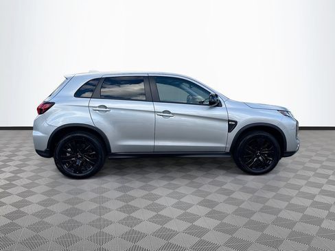 Used 2025 Mitsubishi Outlander Sport LE AWD/4WD image 5