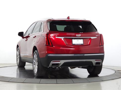 Certified 2023 Cadillac XT5 Premium Luxury AWD/4WD image 3