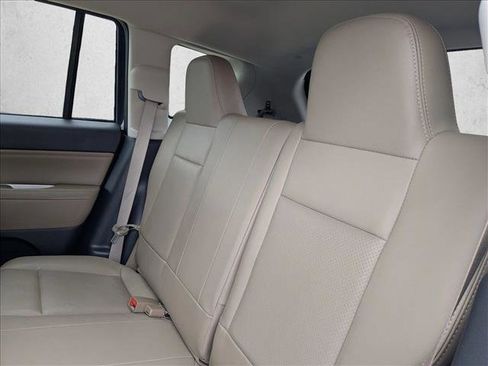 Used 2015 Jeep Compass High Altitude FWD image 19