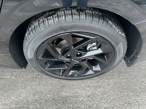 New 2026 Kia K5 GT-Line image 9