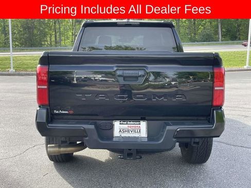 Used 2024 Toyota Tacoma TRD Off-Road AWD/4WD image 4