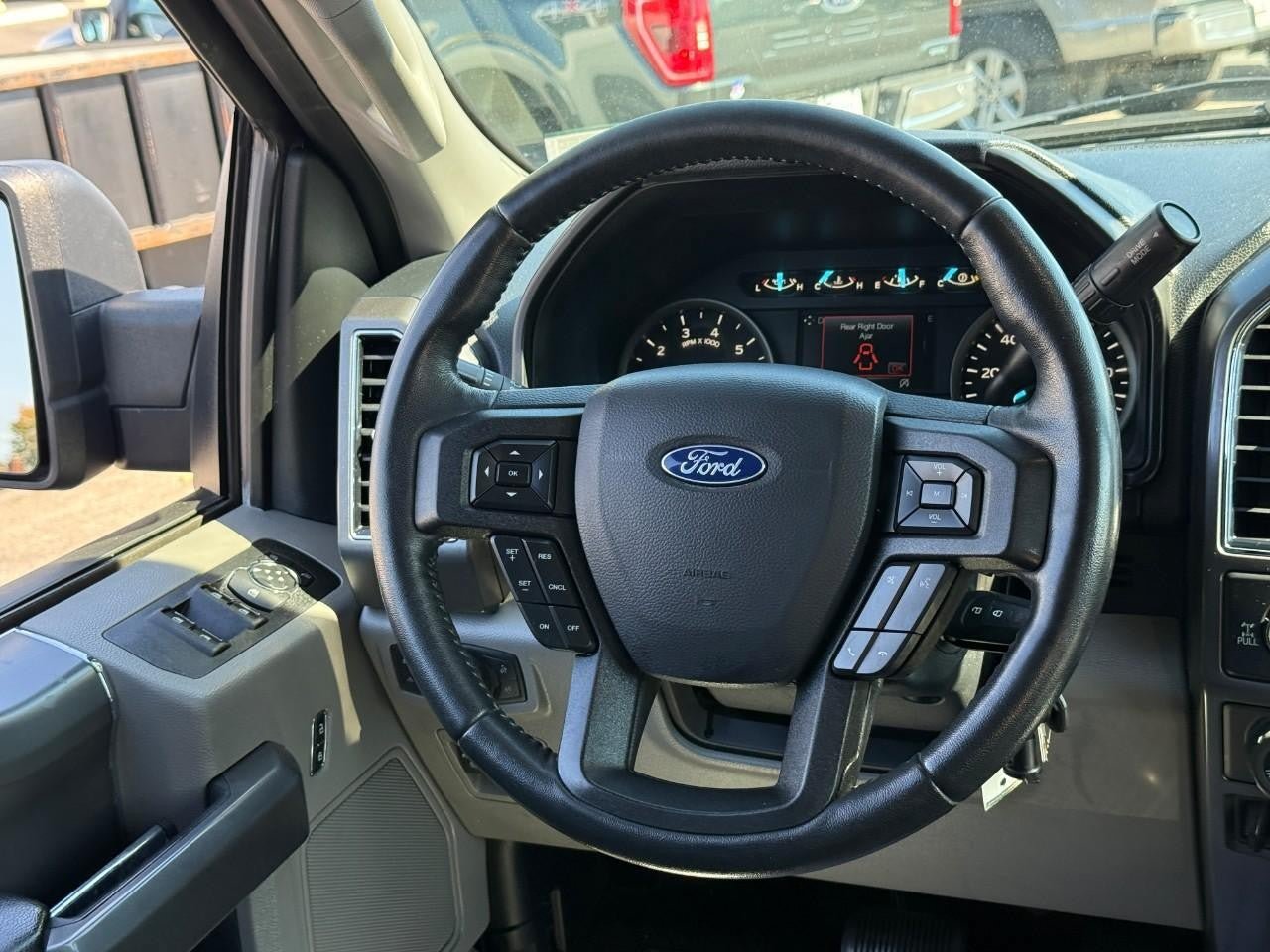 Used 2020 Ford F150 XLT w/ Equipment Group 302A Luxury AWD/4WD image 13