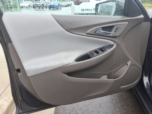 Used 2022 Chevrolet Malibu LS w/ Driver Confidence Package II FWD image 22