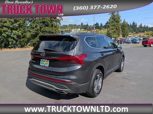 Used 2021 Hyundai Santa Fe SE FWD image 5