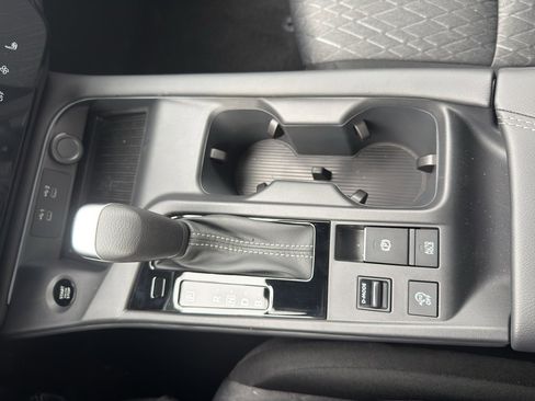 New 2026 Nissan Sentra SV image 18