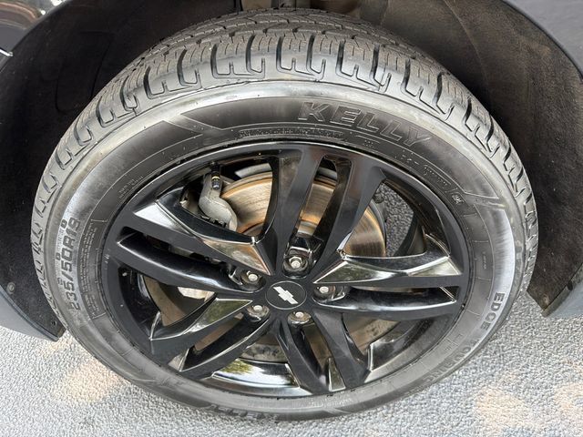 Used 2020 Chevrolet Equinox LT w/ Midnight Edition FWD image 11