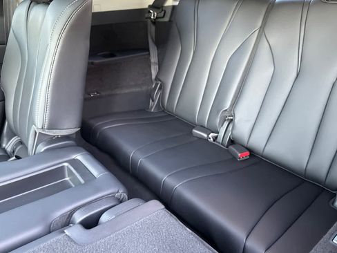 Used 2025 Acura MDX SH-AWD w/ Technology Package image 14