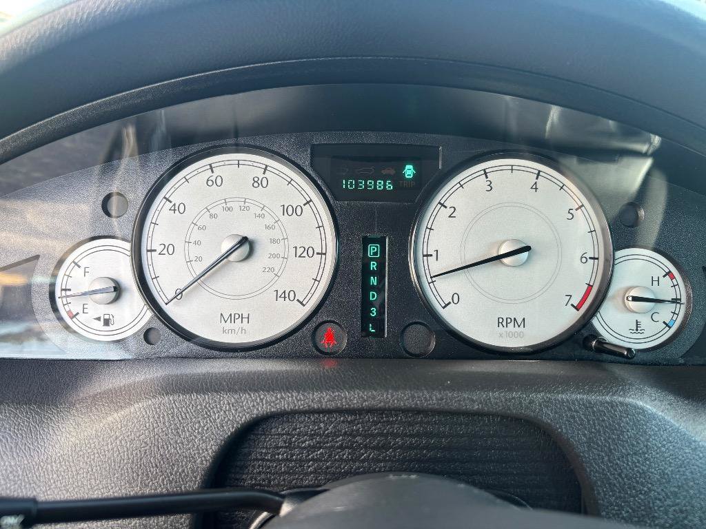 Used 2006 Chrysler 300 RWD image 18