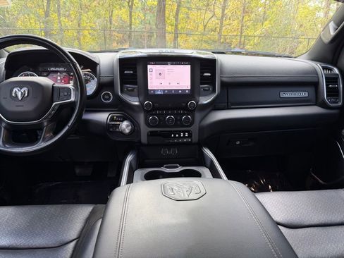 Used 2022 RAM 1500 Laramie w/ Sport Appearance Package image 12