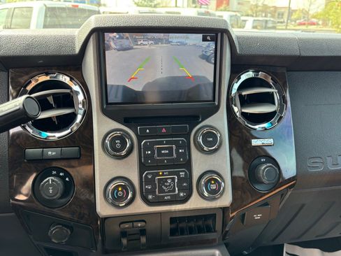 Used 2013 Ford F250 Platinum image 19