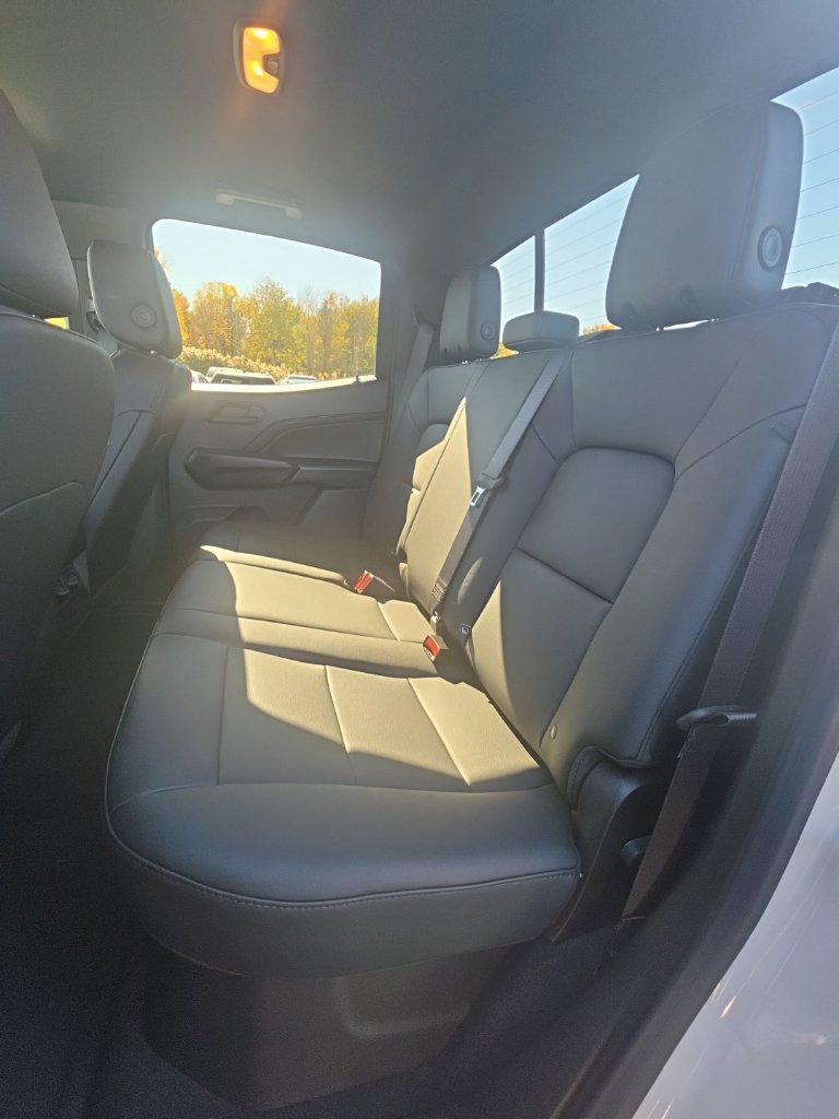 New 2026 Chevrolet Colorado Trail Boss AWD/4WD image 8