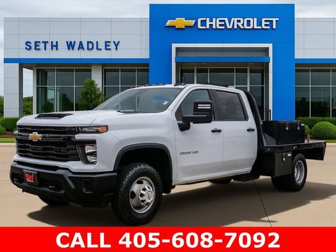 Used 2024 Chevrolet Silverado 3500 W/T w/ WT Convenience Package AWD/4WD image 3