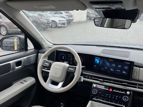 Used 2025 Hyundai Santa Fe SEL image 37