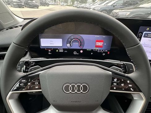 New 2026 Audi Q3 quattro 2.0T AWD/4WD image 10