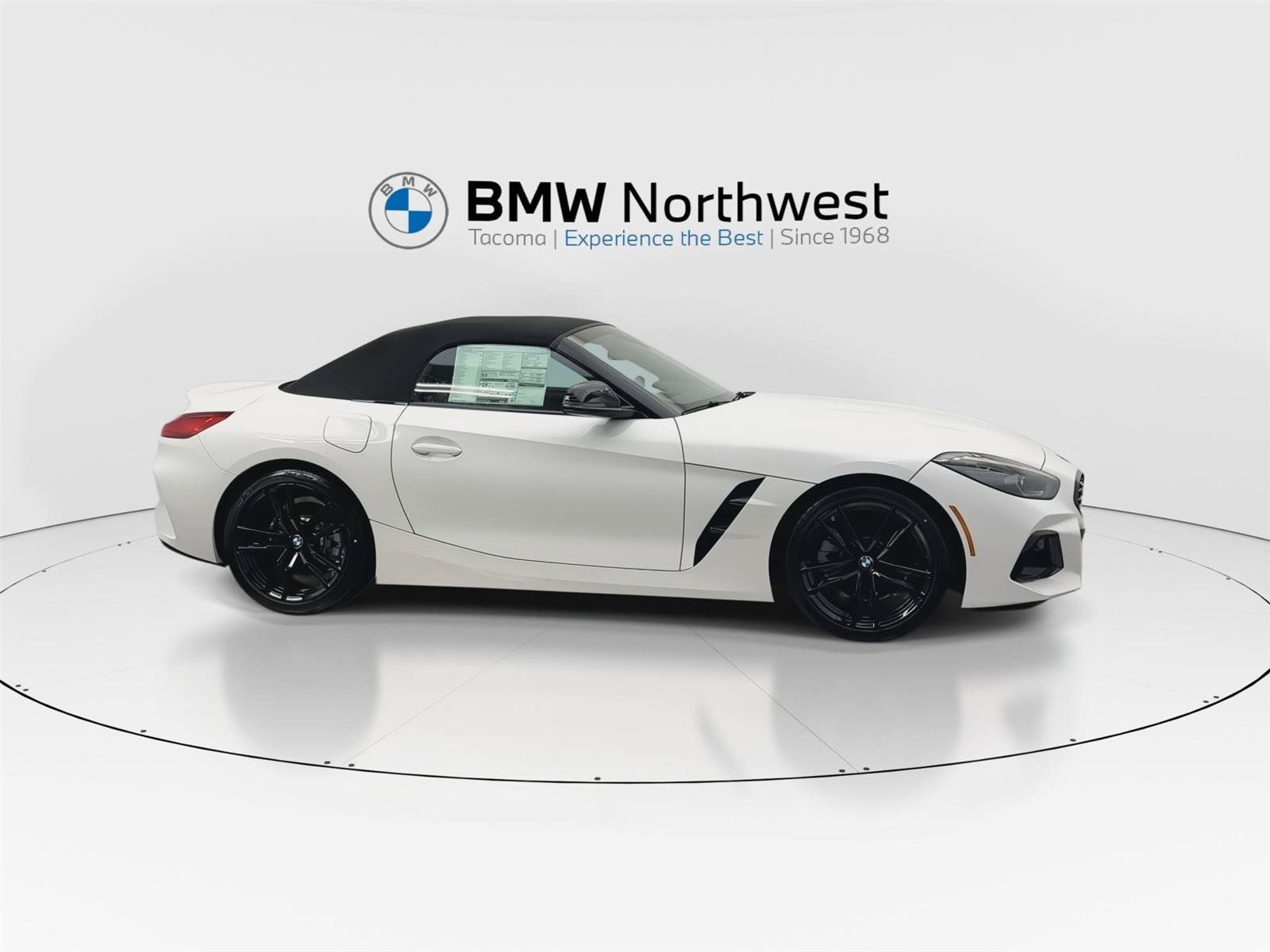 New 2026 BMW Z4 sDrive30i w/ Shadowloine Package RWD image 5