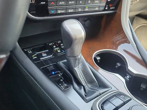 Used 2018 Lexus RX 350 FWD w/ Premium Package image 28