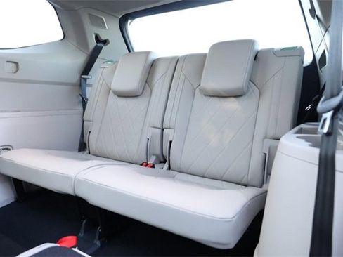 New 2026 Volkswagen Atlas SEL Premium R-Line image 32