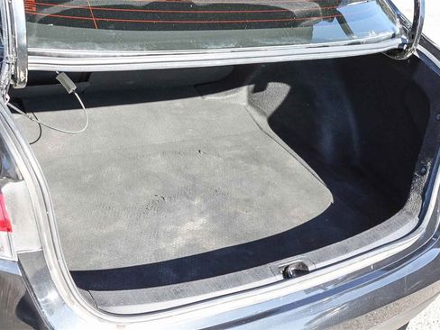 Used 2020 Toyota Corolla LE image 31