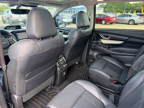 Used 2020 Subaru Ascent Limited w/ Technology Package AWD/4WD image 43