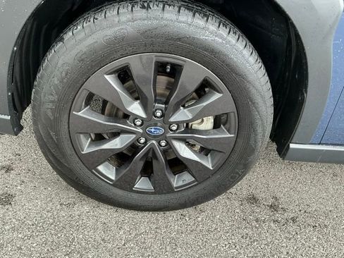 Used 2025 Subaru Outback Onyx Edition AWD/4WD image 9