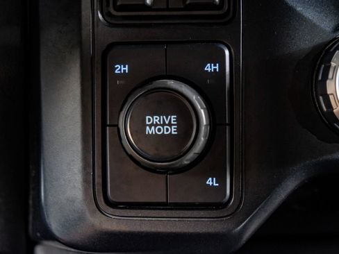 Used 2023 Ford F450 Lariat AWD/4WD image 24