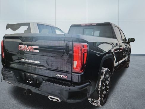 Used 2024 GMC Sierra 1500 AT4 w/ Technology Package image 3