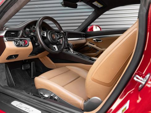 Certified 2019 Porsche 911 Turbo AWD/4WD image 4