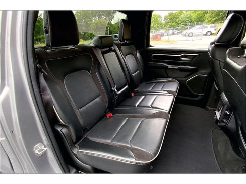 Used 2024 RAM 1500 Laramie AWD/4WD image 25