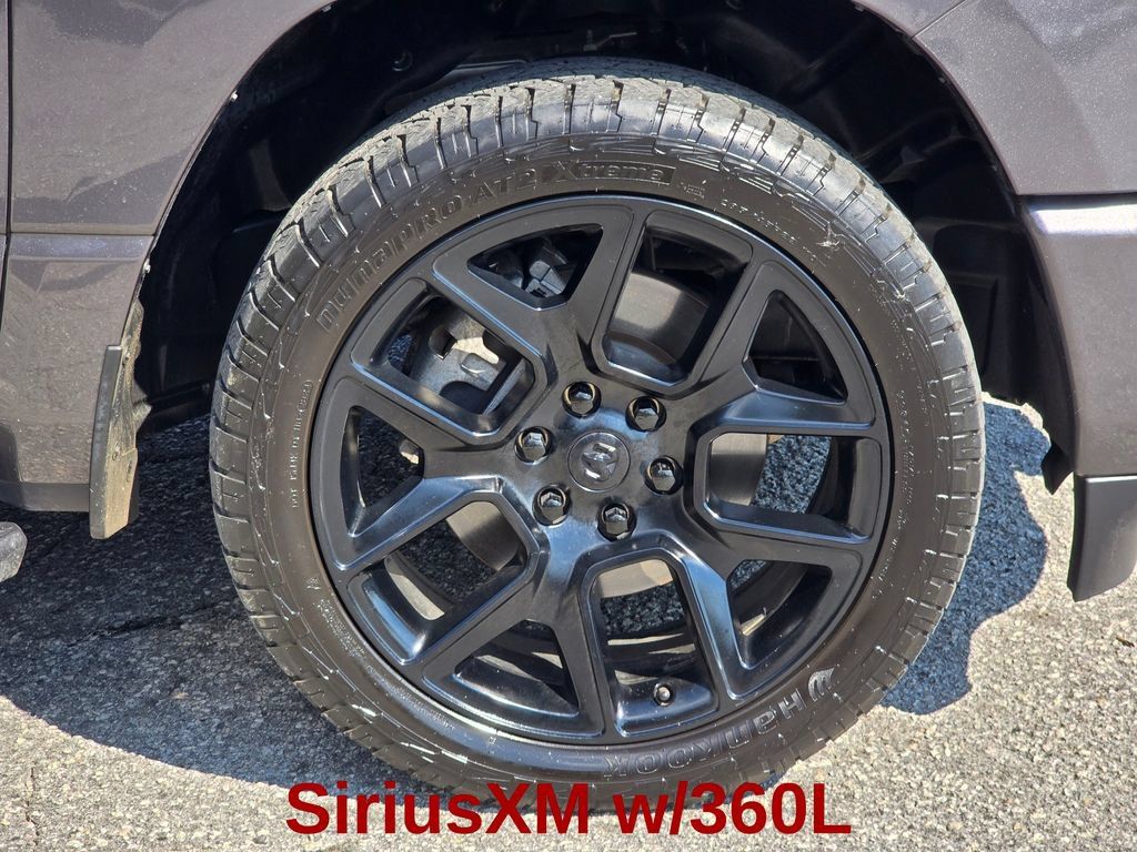Used 2024 RAM 1500 Laramie AWD/4WD image 21