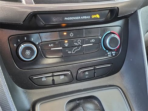 Used 2022 Ford Transit Connect XL image 33