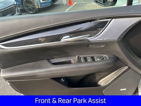 Used 2022 Cadillac XT5 Premium Luxury image 17
