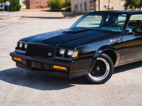 Used 1987 Buick Regal Coupe RWD image 3