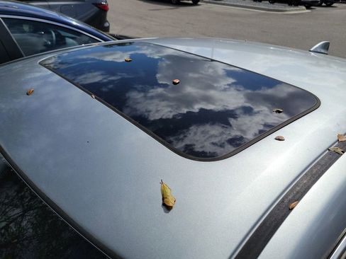 Used 2018 Honda Civic EX image 8