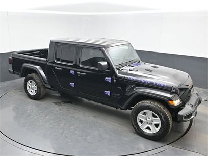 Used 2022 Jeep Gladiator Sport