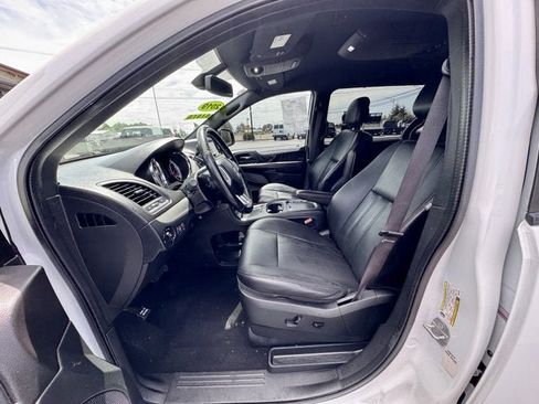 Used 2019 Dodge Grand Caravan GT FWD image 9