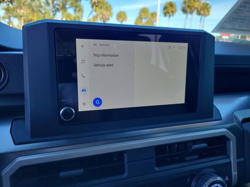 Used 2025 Toyota Tacoma SR5 image 21