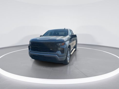 Used 2023 Chevrolet Silverado 1500 Custom RWD image 3