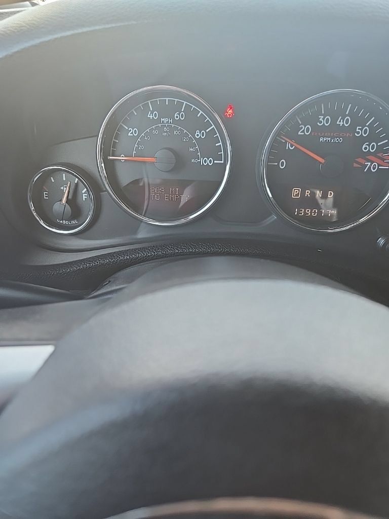Used 2016 Jeep Wrangler Unlimited Rubicon AWD/4WD image 18