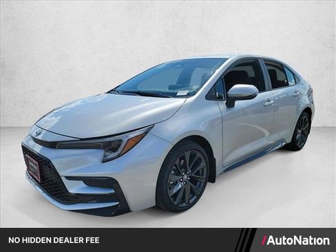 Used 2026 Toyota Corolla SE FWD image 1