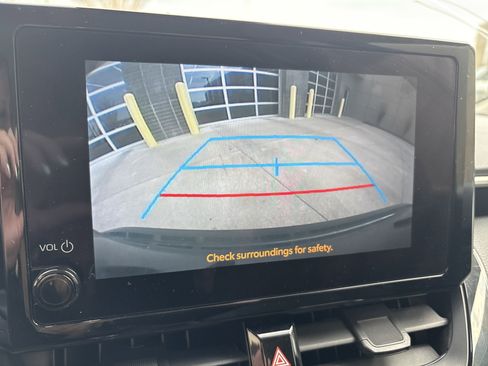 Used 2024 Toyota Corolla LE image 25