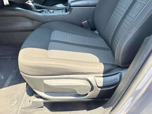 Used 2023 Kia Sorento LX AWD/4WD image 18