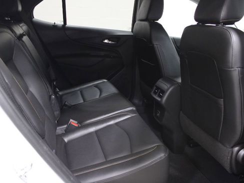 Used 2021 Chevrolet Equinox LT image 28
