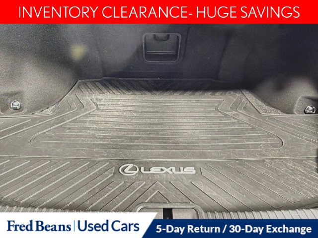 Used 2024 Lexus ES 350 w/ Premium Package FWD image 32