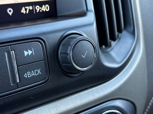 Used 2021 GMC Canyon Denali image 30