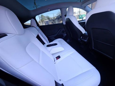Used 2023 Tesla Model Y Performance image 62